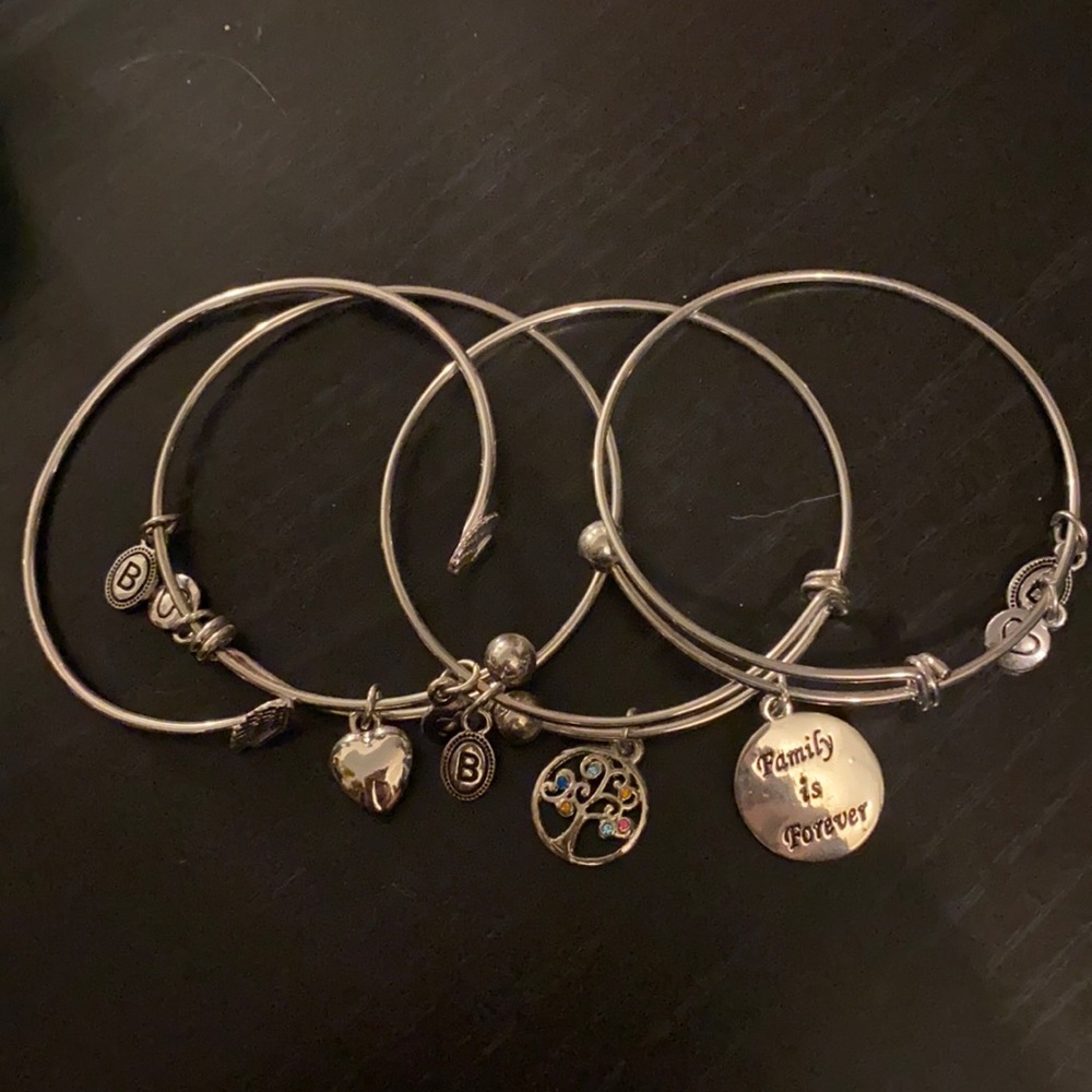 Bangle set